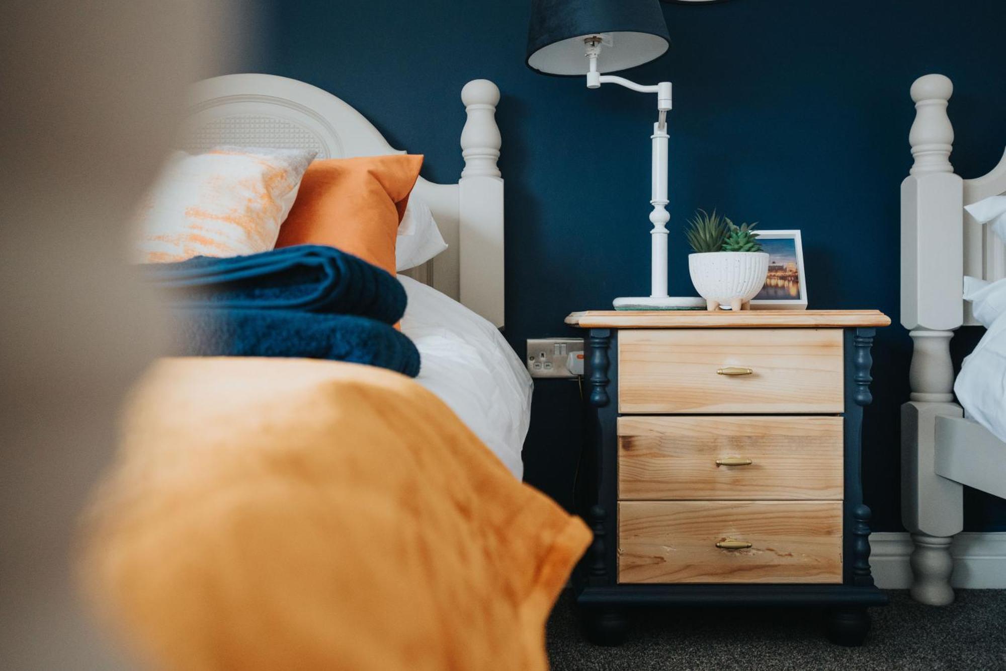 Shawe House - 10 Minute Mcr Airport - Free Parking Villa Wythenshawe Rom bilde