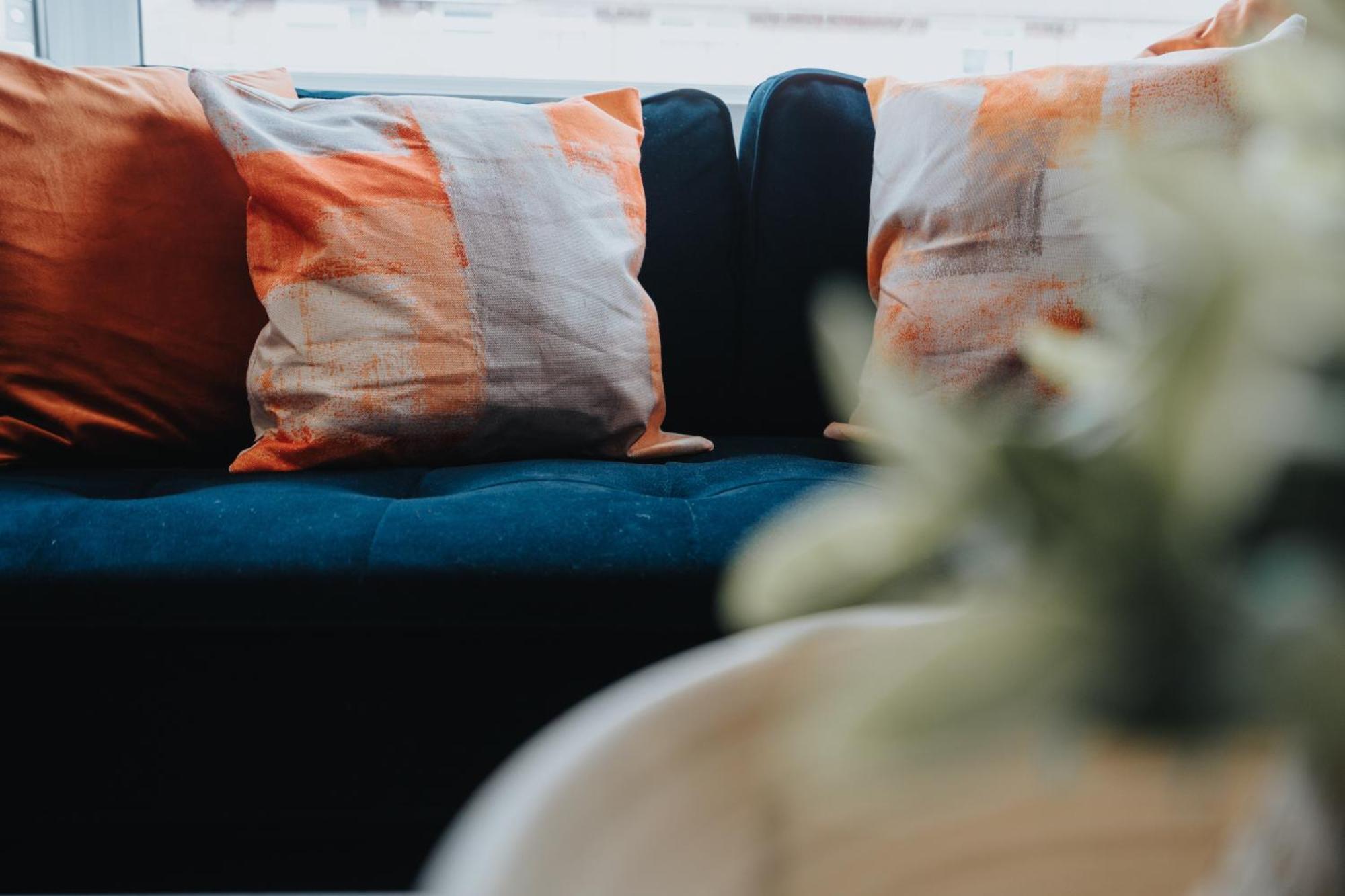 Shawe House - 10 Minute Mcr Airport - Free Parking Villa Wythenshawe Rom bilde